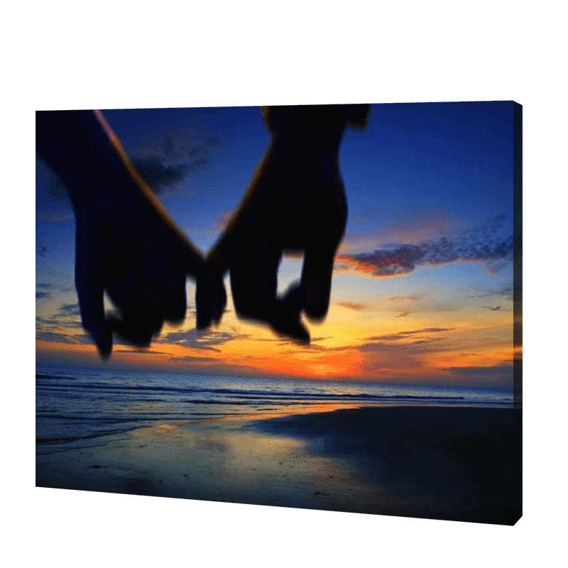 Lovers Holding Hands | Jigsaw Puzzle UK