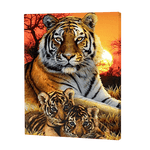 Load image into Gallery viewer, Tiger With Cubs | Jigsaw Puzzle UK
