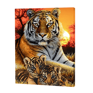 Tiger With Cubs | Jigsaw Puzzle UK